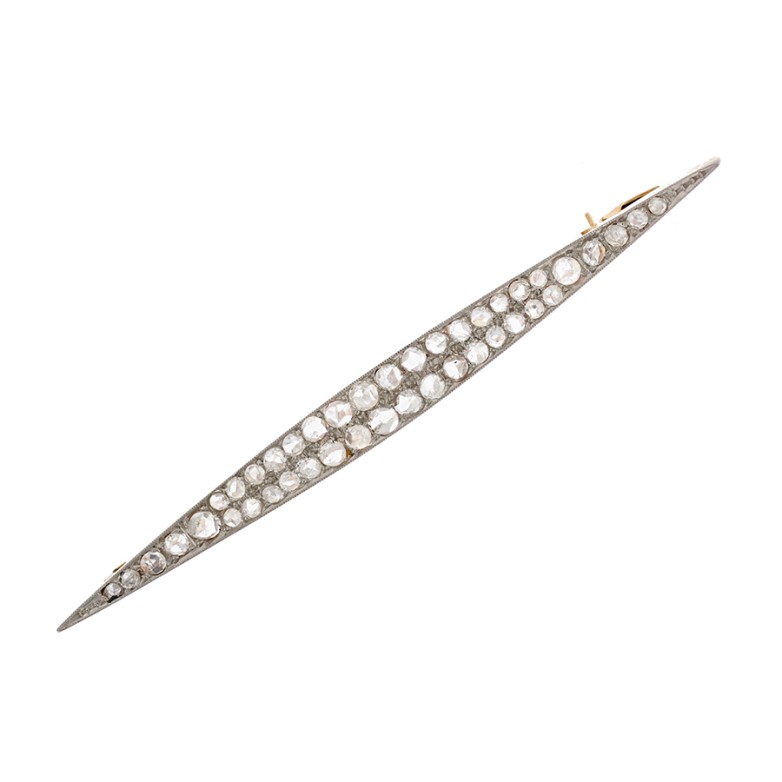 Acheter Broche ancienne roses de diamants 2 ors 7.37 g Bon état - 1200,00 € Broche ancienne roses de diamants 2 ors 7.37 g Bon état - reconditionné disponible sur Gemme Les Bijoux